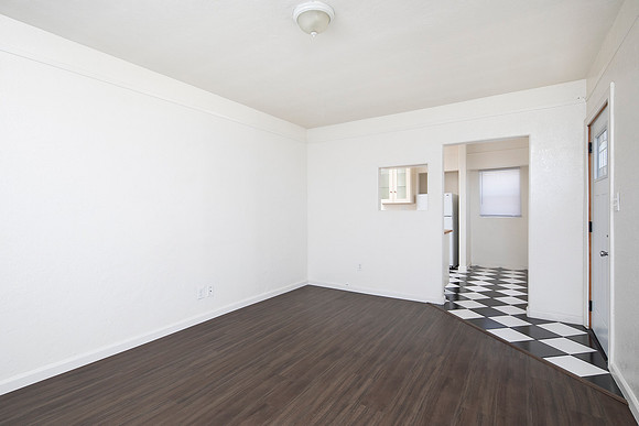 3809 Ray St 03