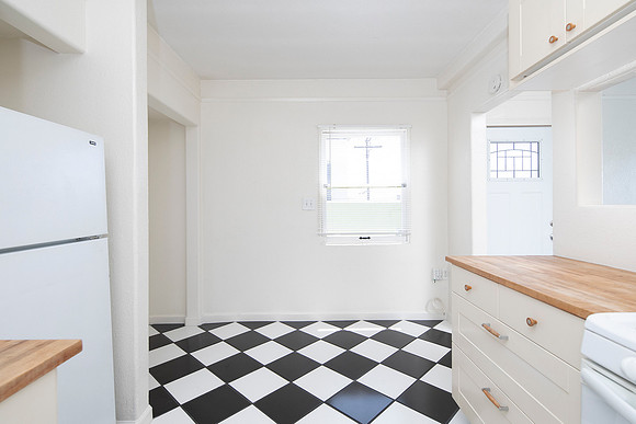 3809 Ray St 07