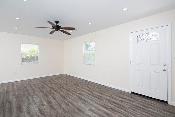 1270 14th St 04