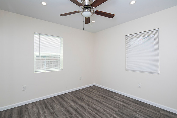 1270 14th St 13