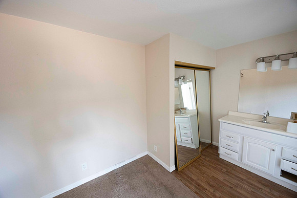 2297 Via Esmarca C Move Out Bedroom 07