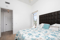 9253 Regents Rd A401 14