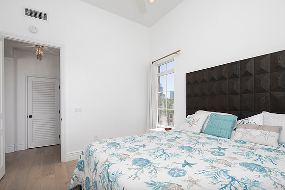 9253 Regents Rd A401 14