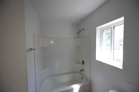 2283 B Via Esmarca Bathroom 08