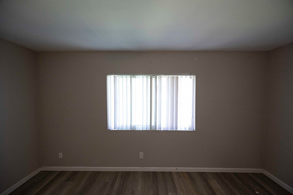 2283 B Via Esmarca Move Living Room 08