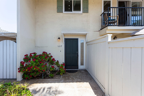 1817 Coast Blvd 20