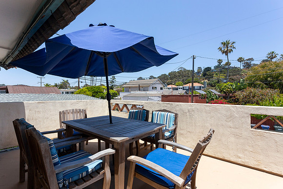 1817 Coast Blvd 33