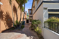 10569 Corte Jardin Del Mar 02
