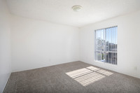 4304 51st St #07 12