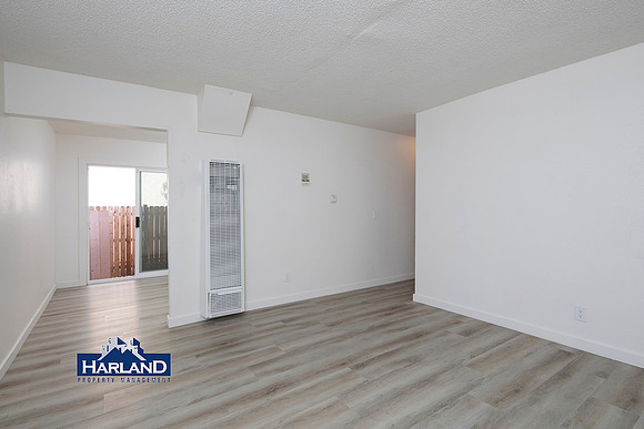 1107 B Ave #01 WM 02