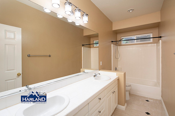 10569 Corte Jardin Del Mar WM 37