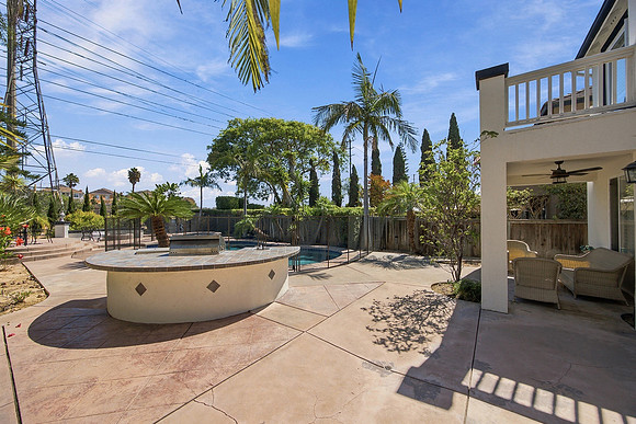 10569 Corte Jardin Del Mar 04