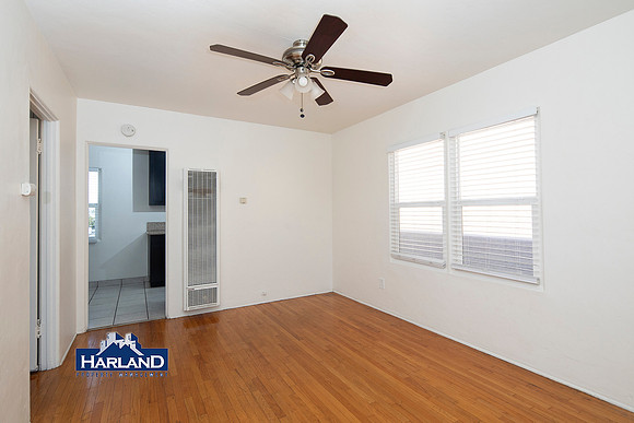 4466 half 49th St WM 08