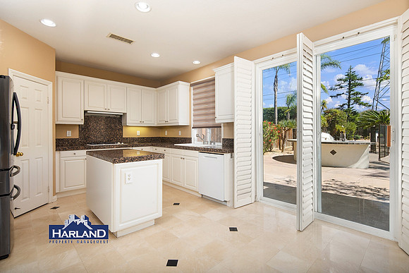 10569 Corte Jardin Del Mar WM 25