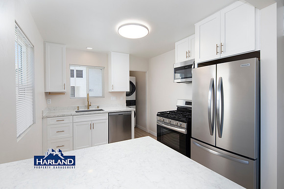 3847 Menlo Ave WM 08