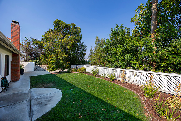 14661 Thebes St 09