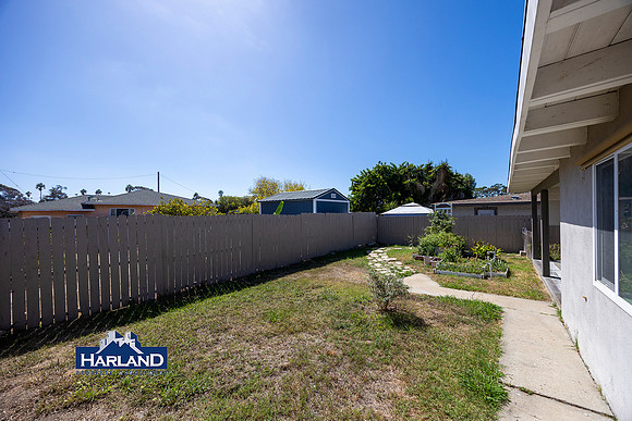 1315 Bush St WM 12