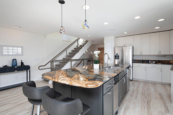 2266 Manchester Ave 48