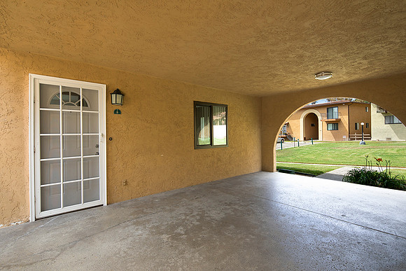 2283 Via Esmarca Unit B 01
