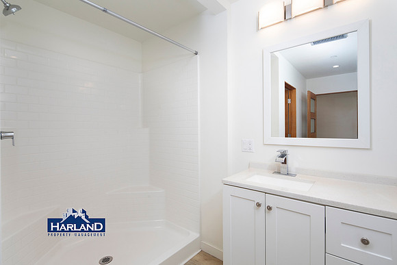 3333 Reynard Way #10 WM 16