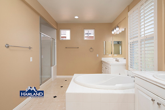 10569 Corte Jardin Del Mar WM 52