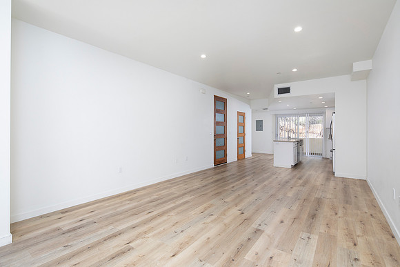 3333 Reynard Way #10 04