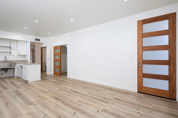 3333 Reynard Way #03 03