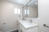 3847 Menlo Ave 16