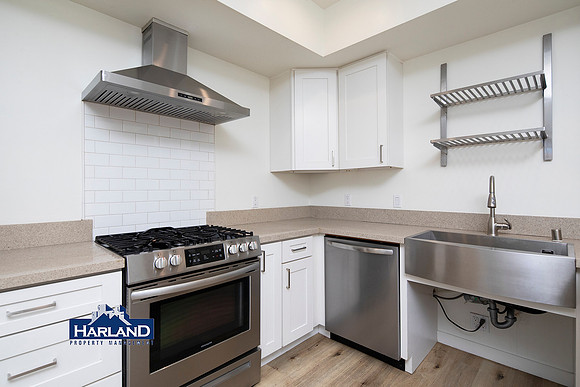 3333 Reynard Way #03 WM 07