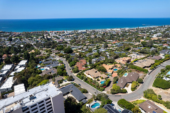 2435 Paseo Dorado 05