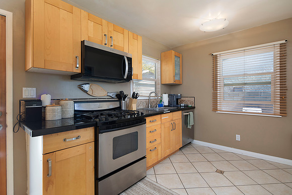 8460 El Paso St 25