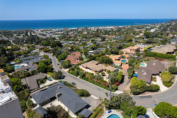 2435 Paseo Dorado 07