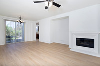 11320 Laurelcrest Dr 12