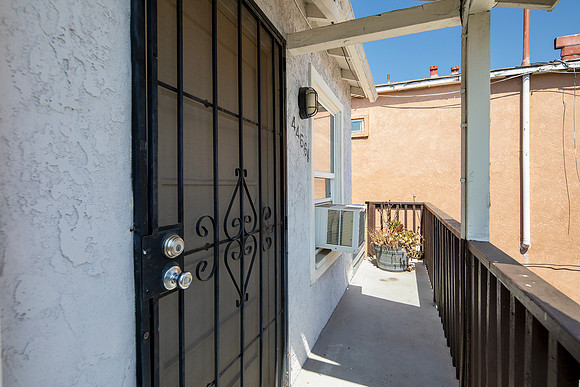 4466 half 49th St 06