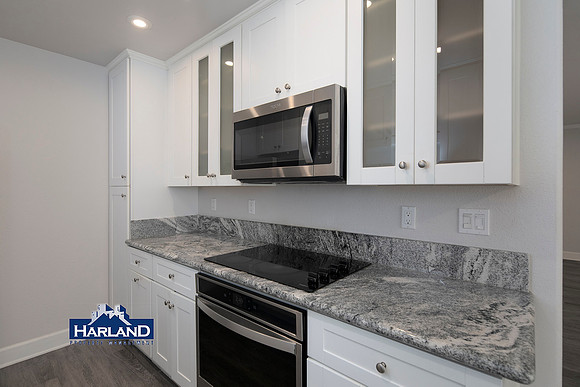 8529 Villa La Jolla Dr Unit A WM 09