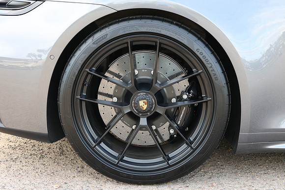 2026 Porsche Carerra 4 GTS 014