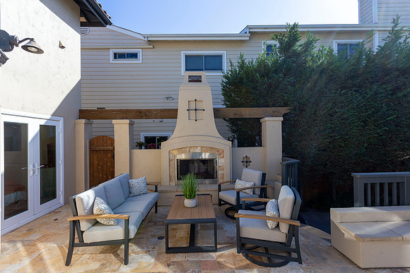 2266 Manchester Ave 11