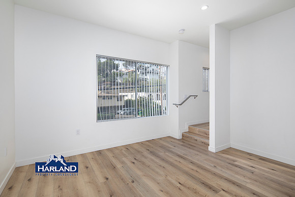 3333 Reynard Way #10 WM 03