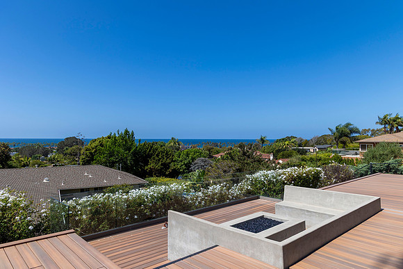 2435 Paseo Dorado 02