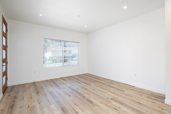 3333 Reynard Way #03 10