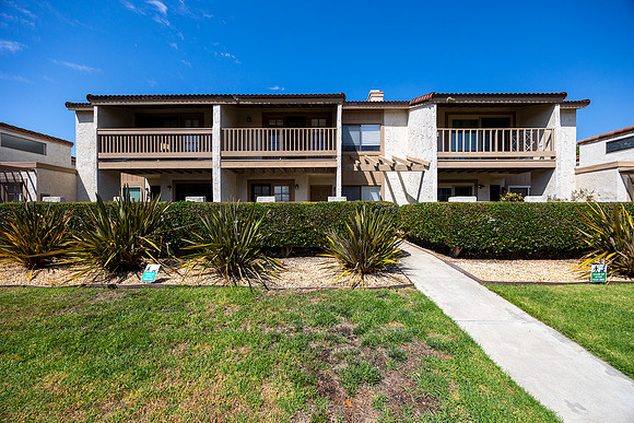 11864 Bernardo Terrace Unit C 02