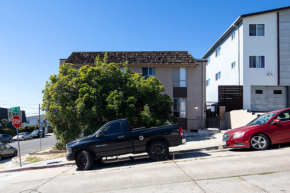 4304 51st St #07 01