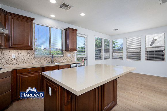 11320 Laurelcrest Dr WM 19