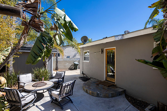 8460 El Paso St 11