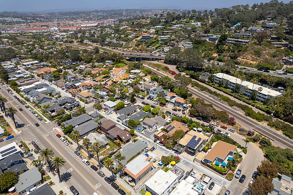 1817 Coast Blvd 04