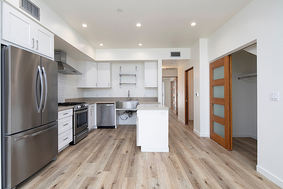 3333 Reynard Way #03 05