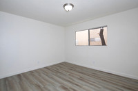 1107 B Ave #01 13