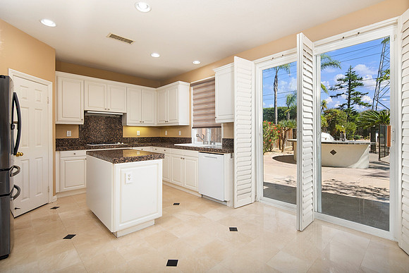 10569 Corte Jardin Del Mar 25