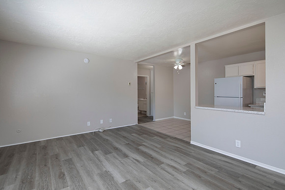 12630 Lakeshore Dr #07 02