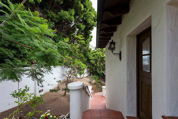 2590 San Elijo Ave 19